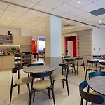 Ibis Styles Cannes ホテル 3*