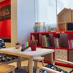 ホテル Ibis Styles Cannes 3*