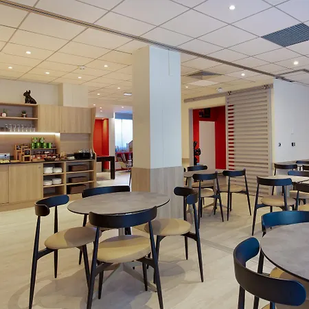 Ibis Styles Cannes Otel 3*