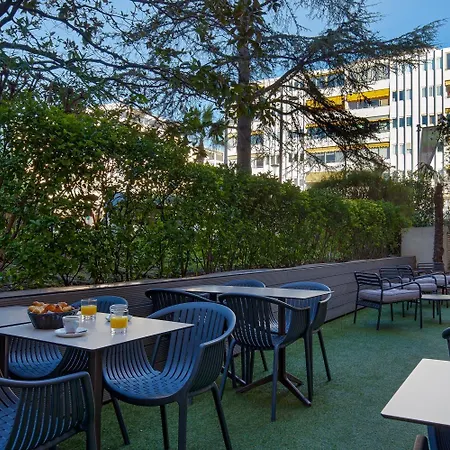 Ibis Styles Cannes Hotell