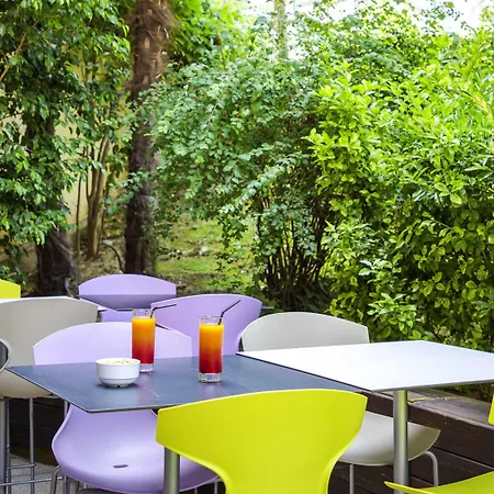 Otel Ibis Styles Cannes 3*