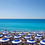 Ibis Styles Cannes Hotel 3*
