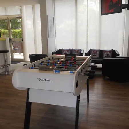 Ibis Styles Cannes ホテル ル·カネ