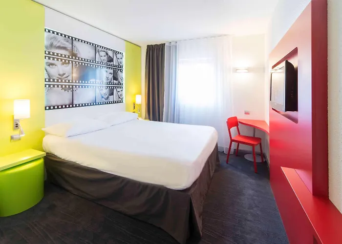 מלון Ibis Styles Cannes 3*