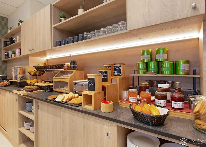 Отель Ibis Styles Cannes Ле-Канне