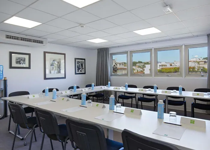 Ibis Styles Cannes 3*