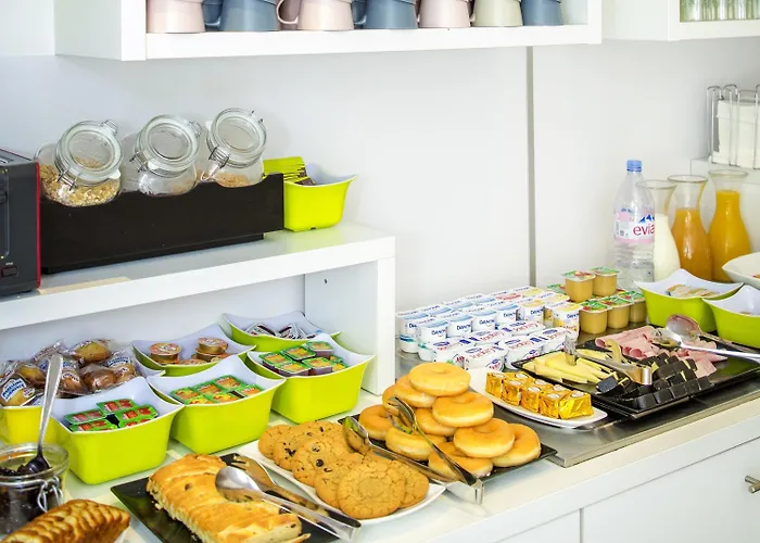 Ibis Styles Cannes מלון